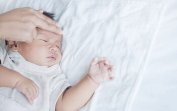 Cara Mengatasi Hidung Tersumbat pada Bayi