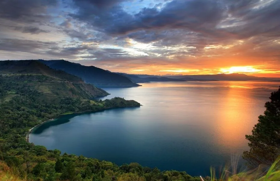 asal usul danau toba