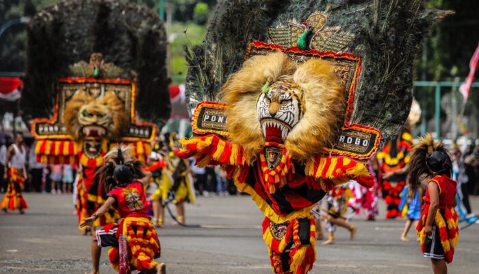 Asal Usul Reog Ponorogo: Menguak Kisah di Balik Budaya Megah