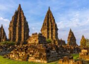 Sejarah Candi Prambanan: Keajaiban & Legenda yang Tak Terlupakan